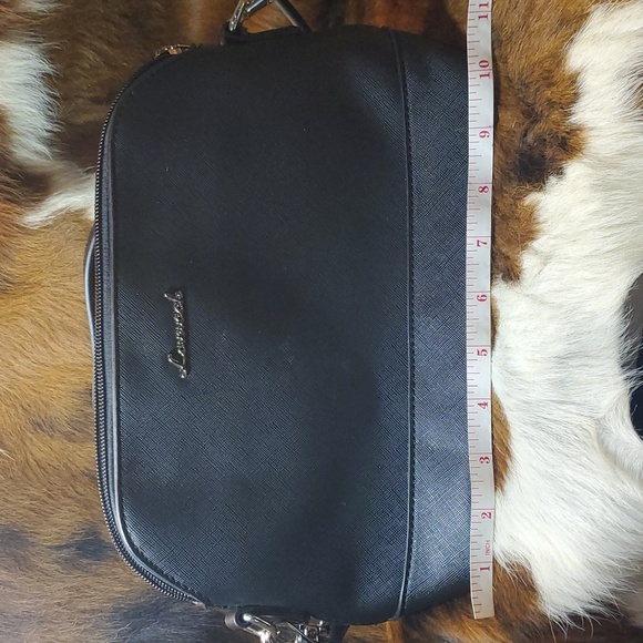 Lovevook Black Purse - Picture 6 of 7